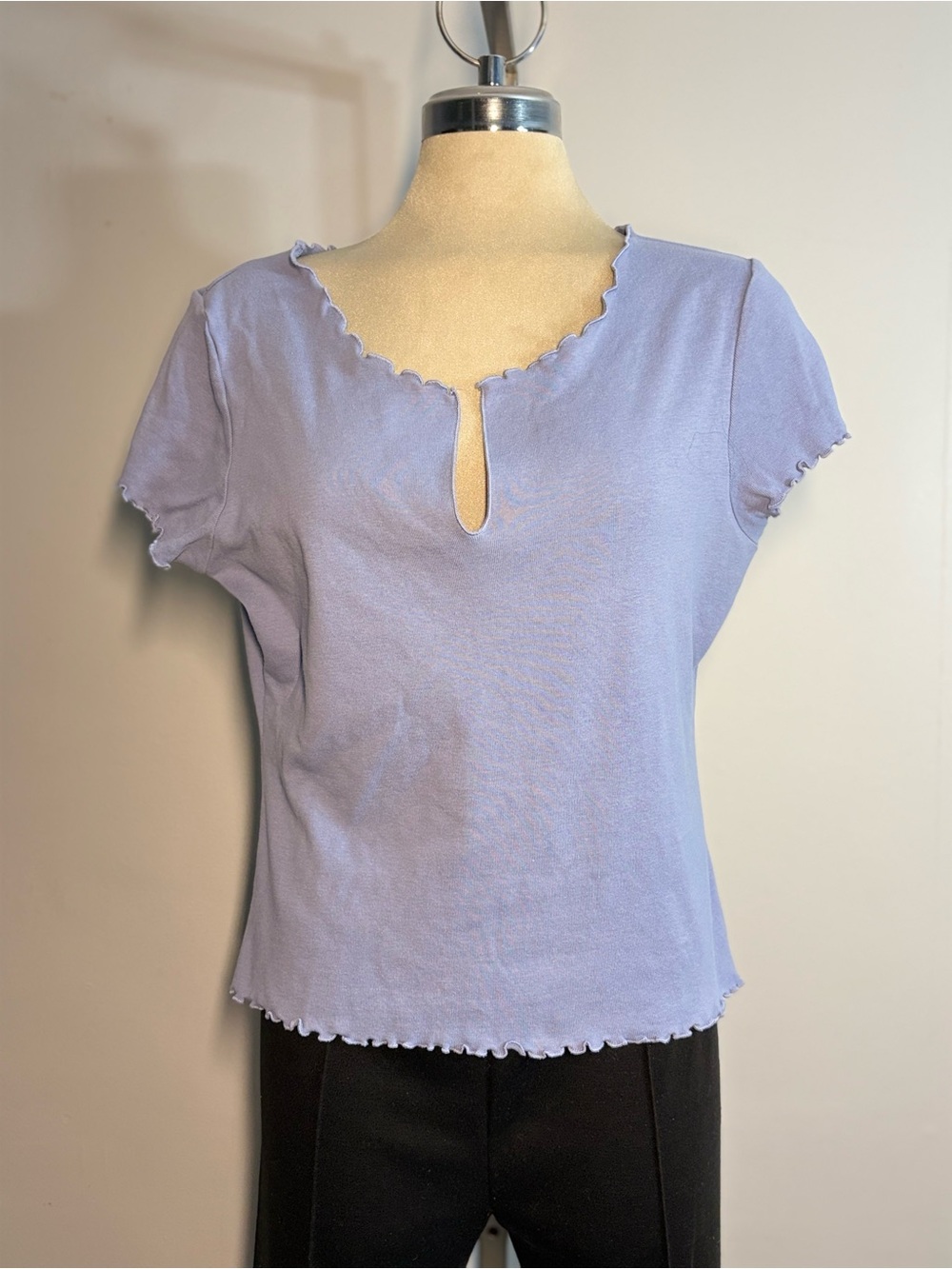 Light Lavender Keyhole Short Sleeve Top
